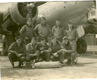 FlightCrew1943B.jpg