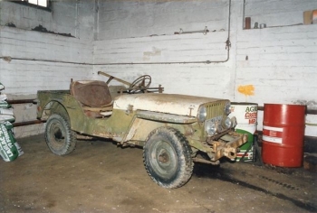 /images/gallery4/mid_restoration_Ford_jeep.jpg